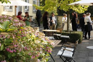 De Terrasse des Hardenbergschen Hauses in Hannover.