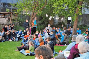 Würdigung der Schulneugründung der Evangelischen Grundschule Suhl.