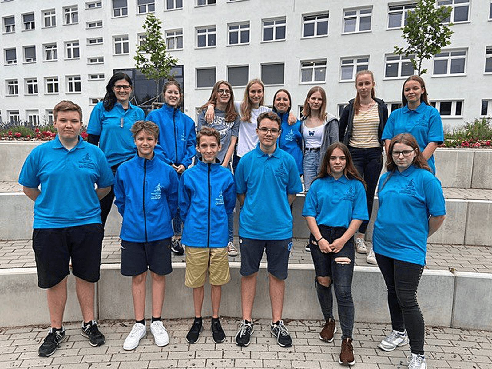 Einige der 42 jungen Menschen, die an der neuen Schülerfirma "Naturkultour" des Evangelischen Schulzentrums Bad Düben mitwirken.