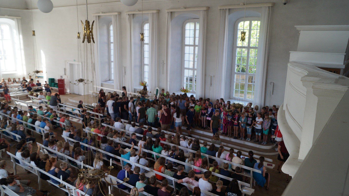 Porträt Evangelische Zinzendorf-Oberschule Herrnhut: Ein Schulgottesdienst.