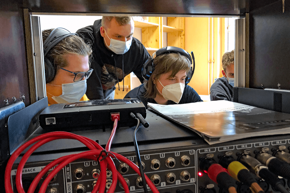 Die ESS EKD förderte in 2021 das Projekt eines musikalischen Hörspiels des Evangelischen Gymnasiums Doberlug-Kirchhain.