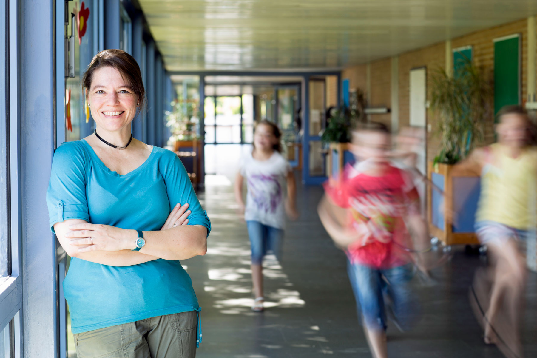 Interview zu Fortbildungsangeboten, die sich mit zentralen Themen von Schulführung und -entwicklung im Schulalltag evangelischer Schulen beschäftigen.